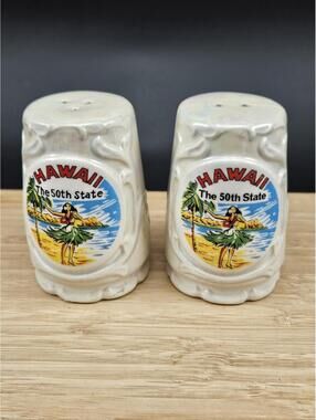 Vintage Hawaii Salt & Pepper Shakers - Iridescent 3D Relief Palms Made in Japan